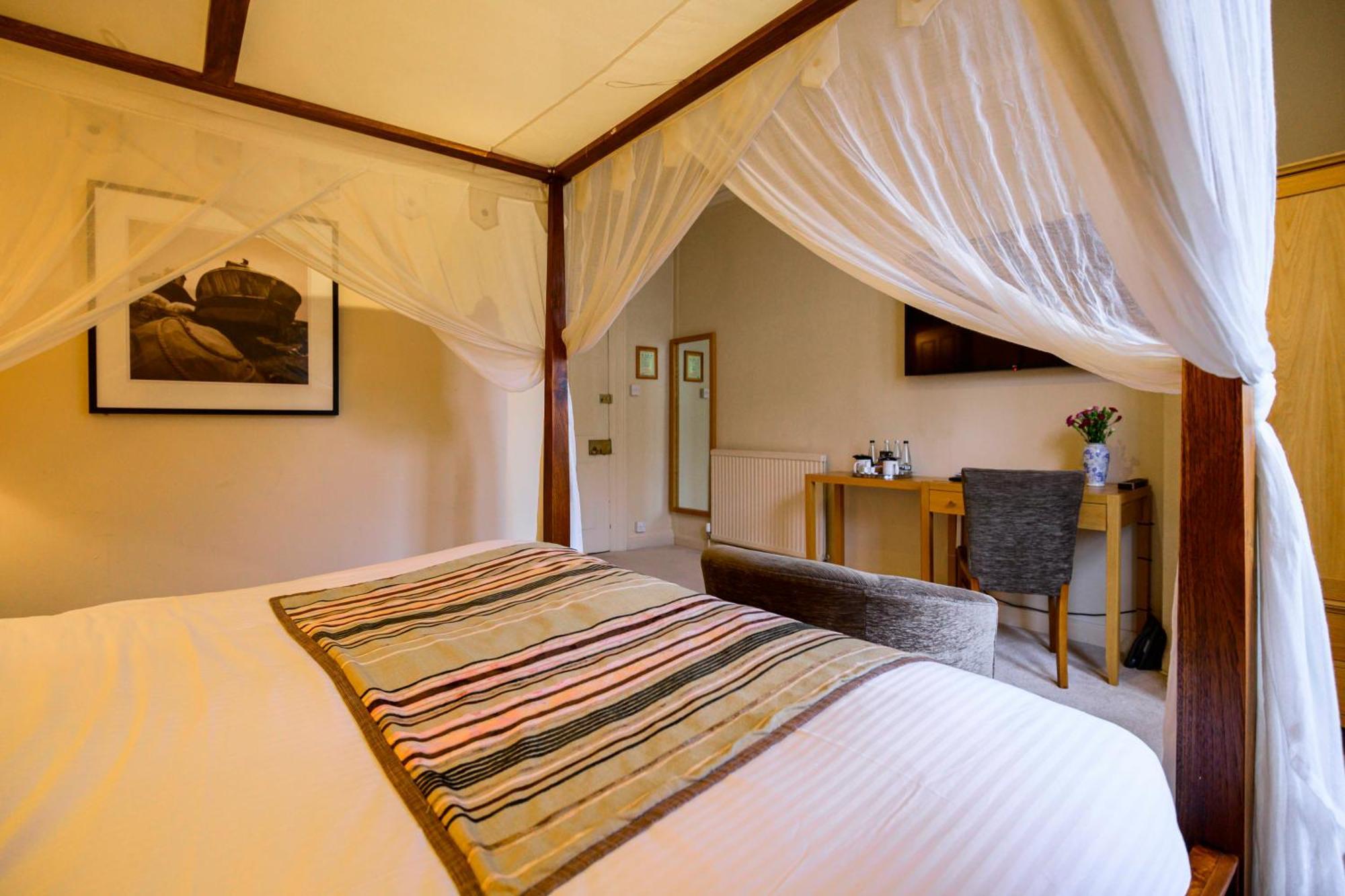The Swan Hotel - Bradford-On-Avon Bagian luar foto