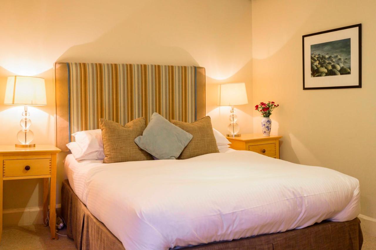 The Swan Hotel - Bradford-On-Avon Bagian luar foto