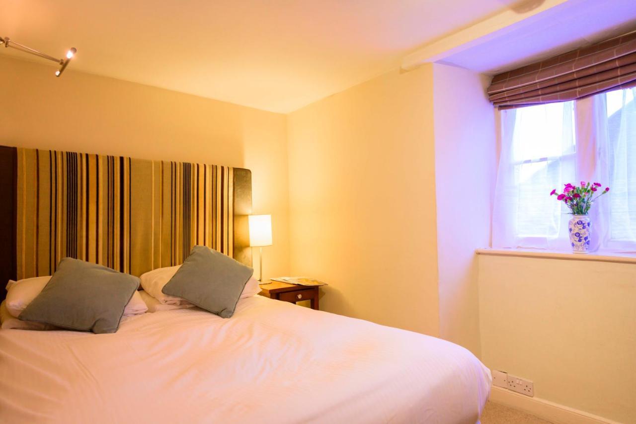 The Swan Hotel - Bradford-On-Avon Bagian luar foto