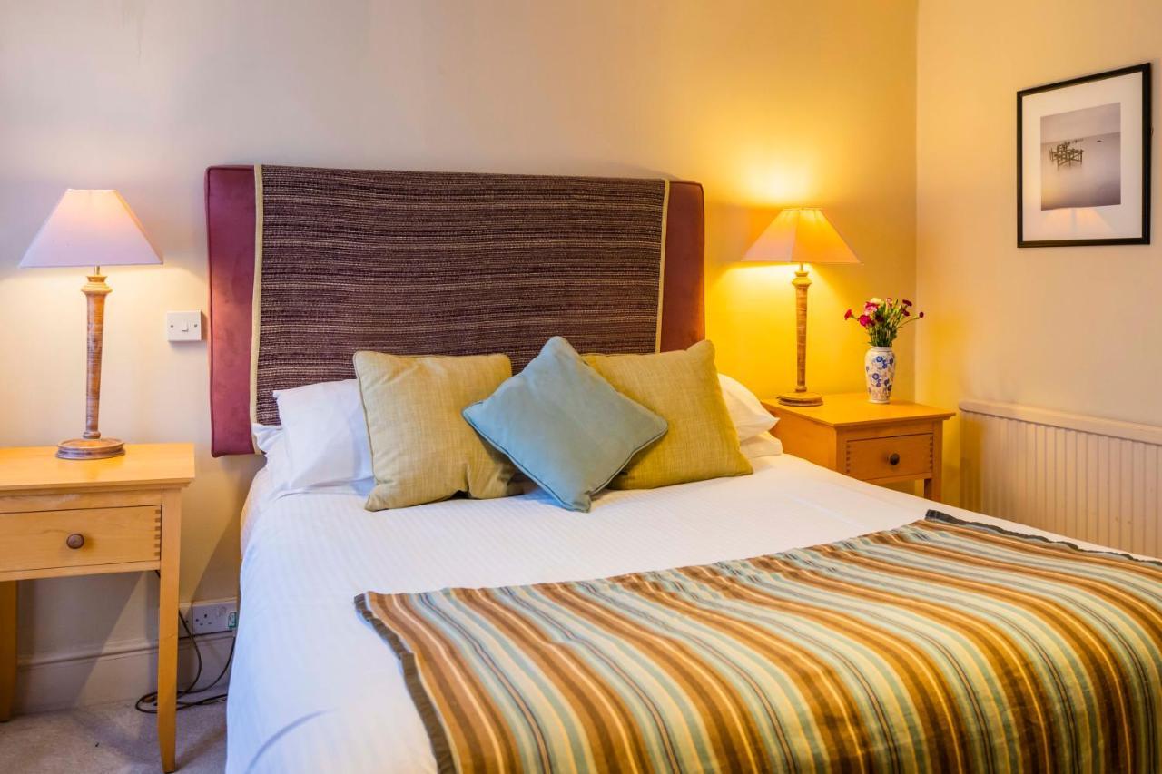 The Swan Hotel - Bradford-On-Avon Bagian luar foto